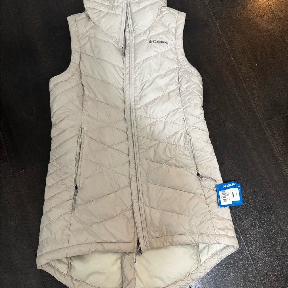 Columbia Woman’s Large Off-White Quilted Vest